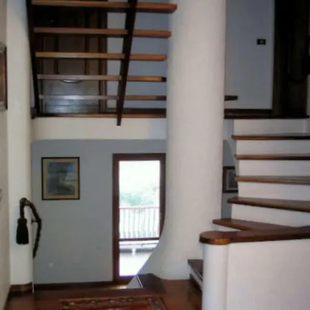 Charming Seaview In The Hills *